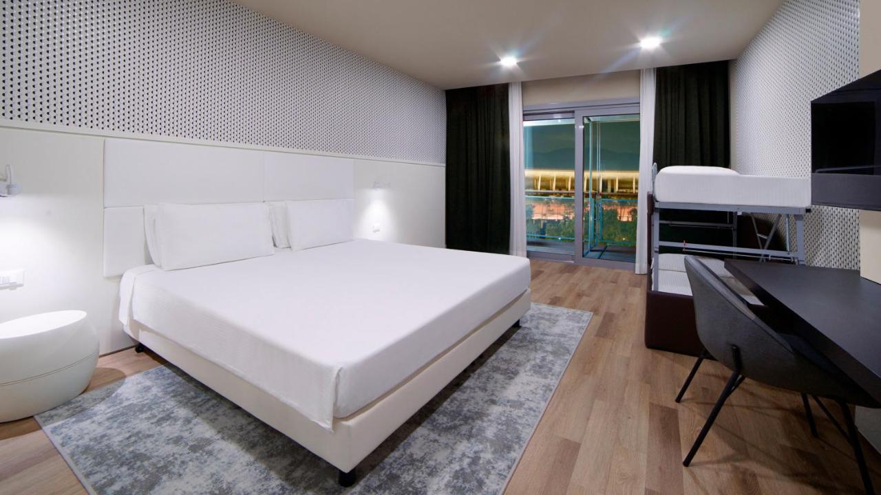 Holiday Inn Nola - Naples Vulcano Buono By Ihg Exteriér fotografie